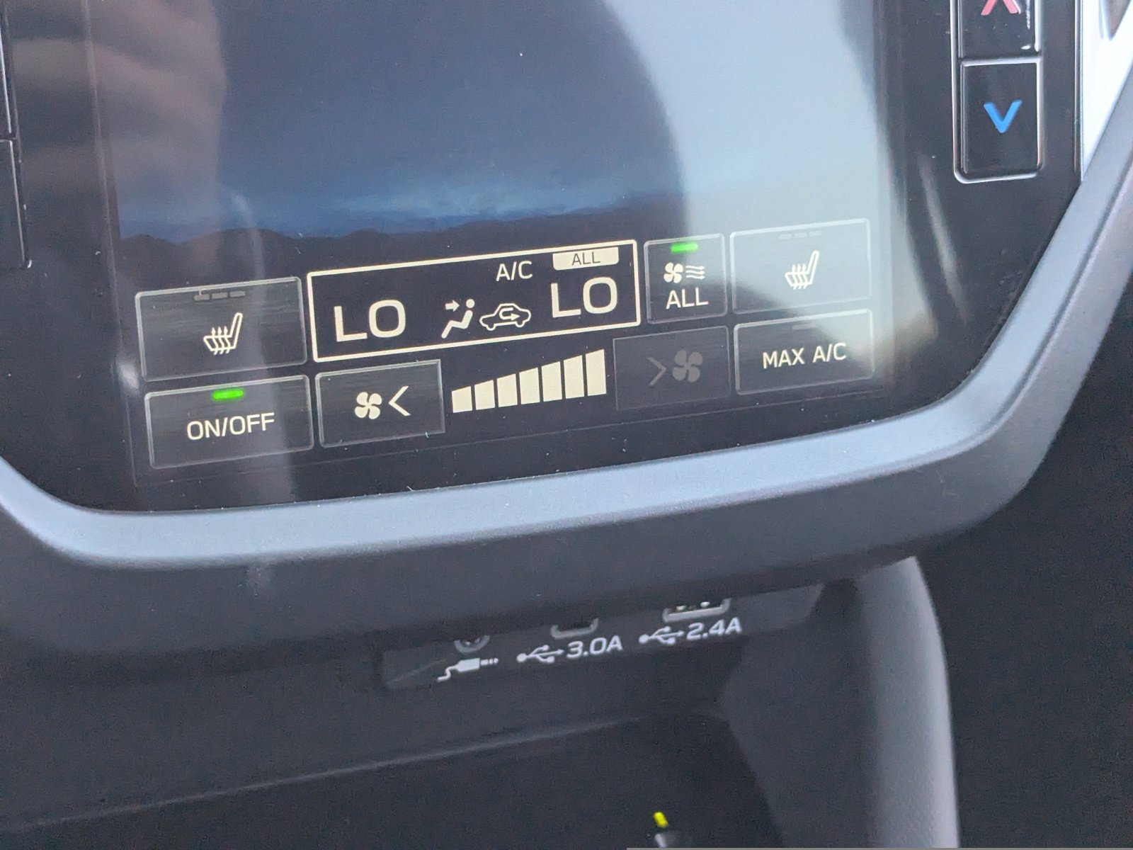 Certified 2025 Subaru Forester Limited w/ Popular Package #2 AWD/4WD image 24