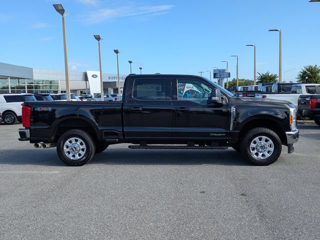 Certified 2023 Ford F350 XLT AWD/4WD image 3