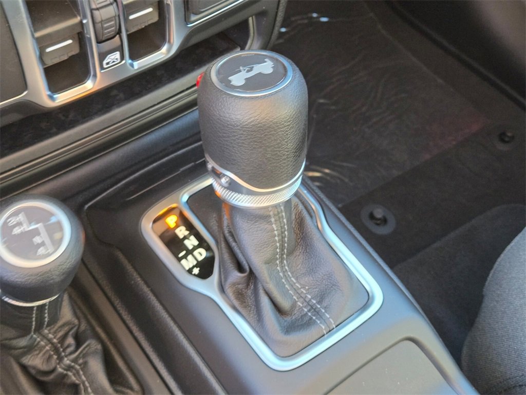 New 2026 Jeep Wrangler Unlimited w/ Technology Group image 16
