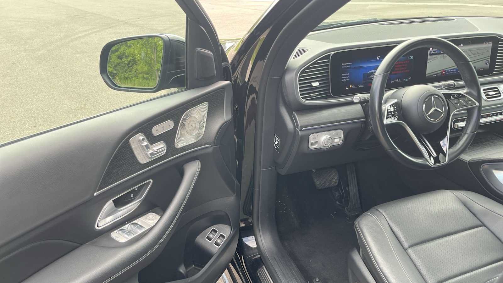 Certified 2025 Mercedes-Benz GLE 450e 4MATIC image 15