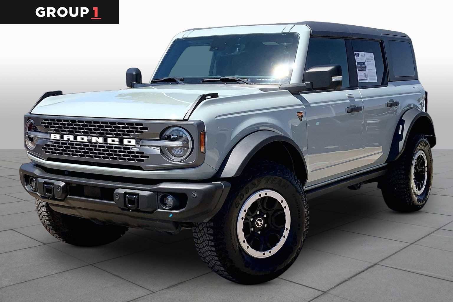 Certified 2023 Ford Bronco Badlands w/ Sasquatch Package AWD/4WD image 1