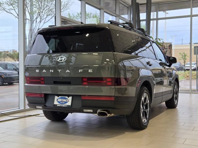 Used 2026 Hyundai Santa Fe SEL FWD image 3