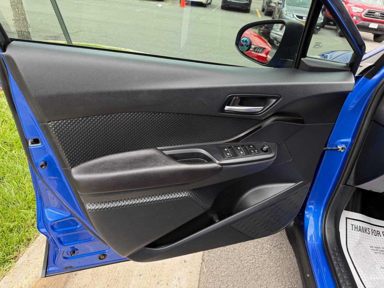 Used 2018 Toyota C-HR XLE image 16