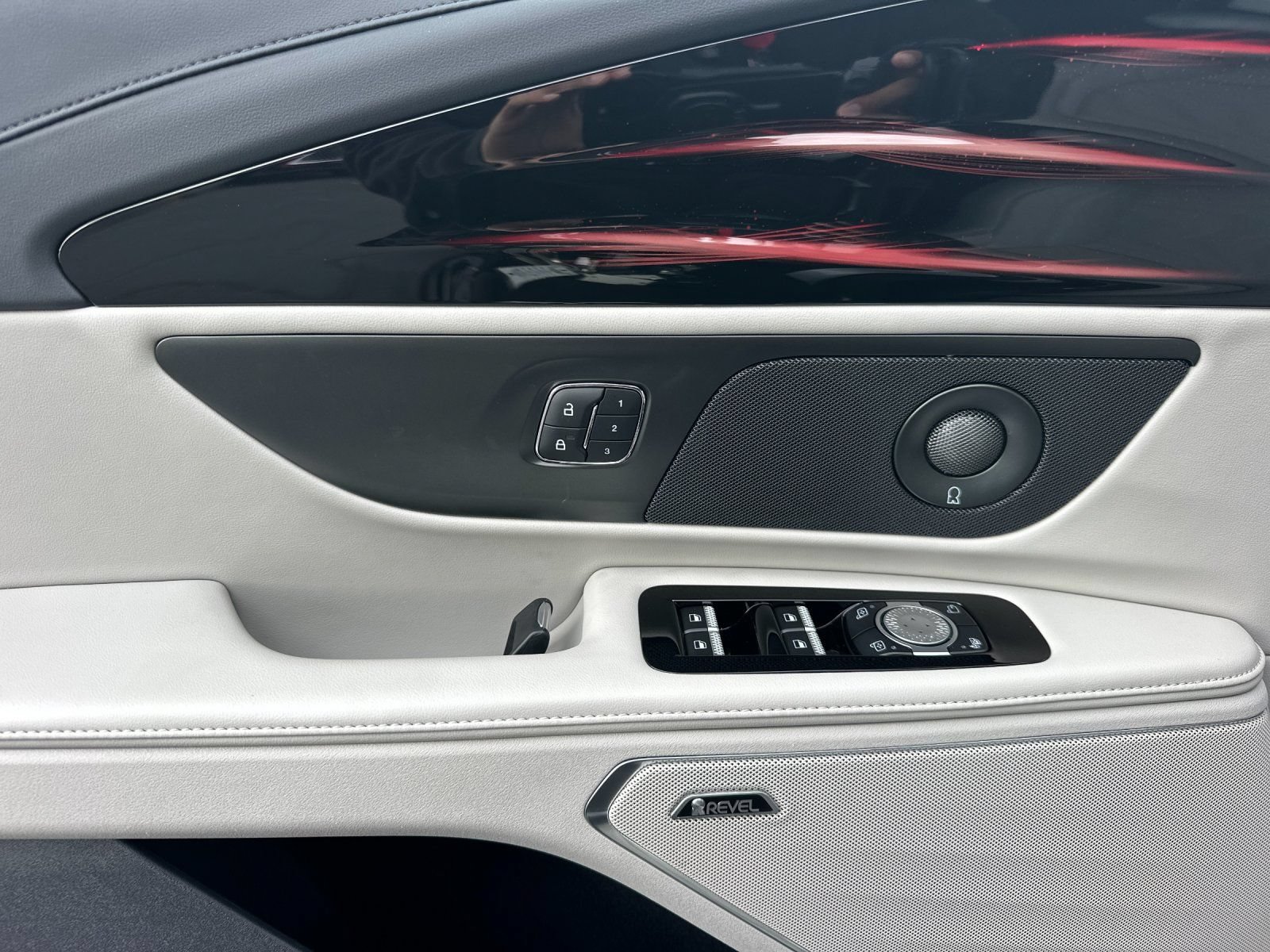 New 2026 Lincoln Nautilus Reserve AWD/4WD image 10