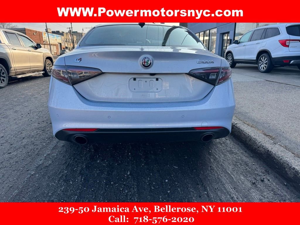 Used 2024 Alfa Romeo Giulia Ti image 6