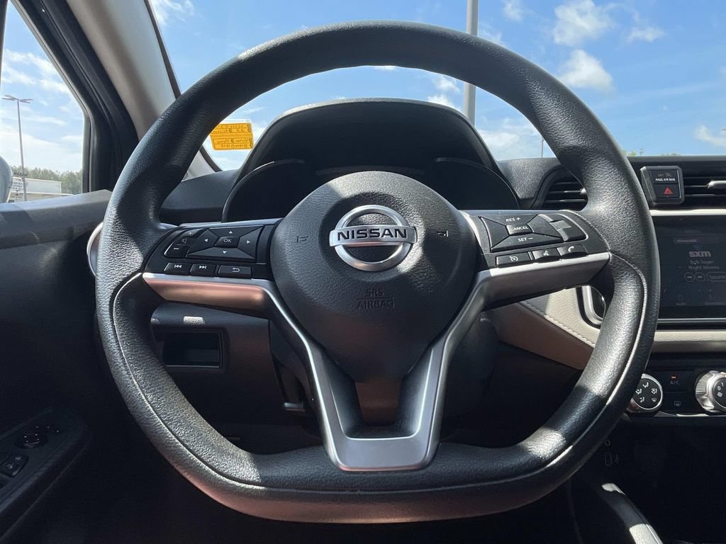 Used 2022 Nissan Versa SV FWD image 21