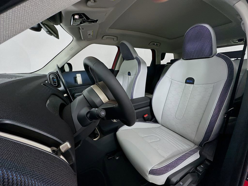 Certified 2025 MINI Cooper Countryman S image 16
