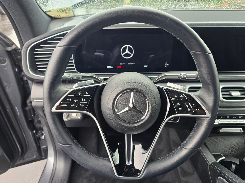 Used 2025 Mercedes-Benz GLE 450e 4MATIC image 14