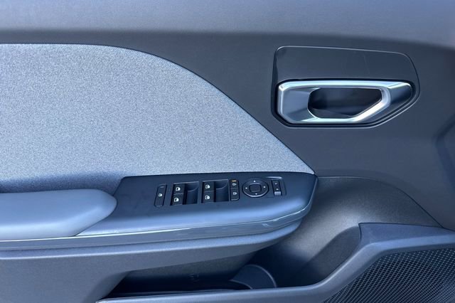 New 2025 Kia K4 EX image 12