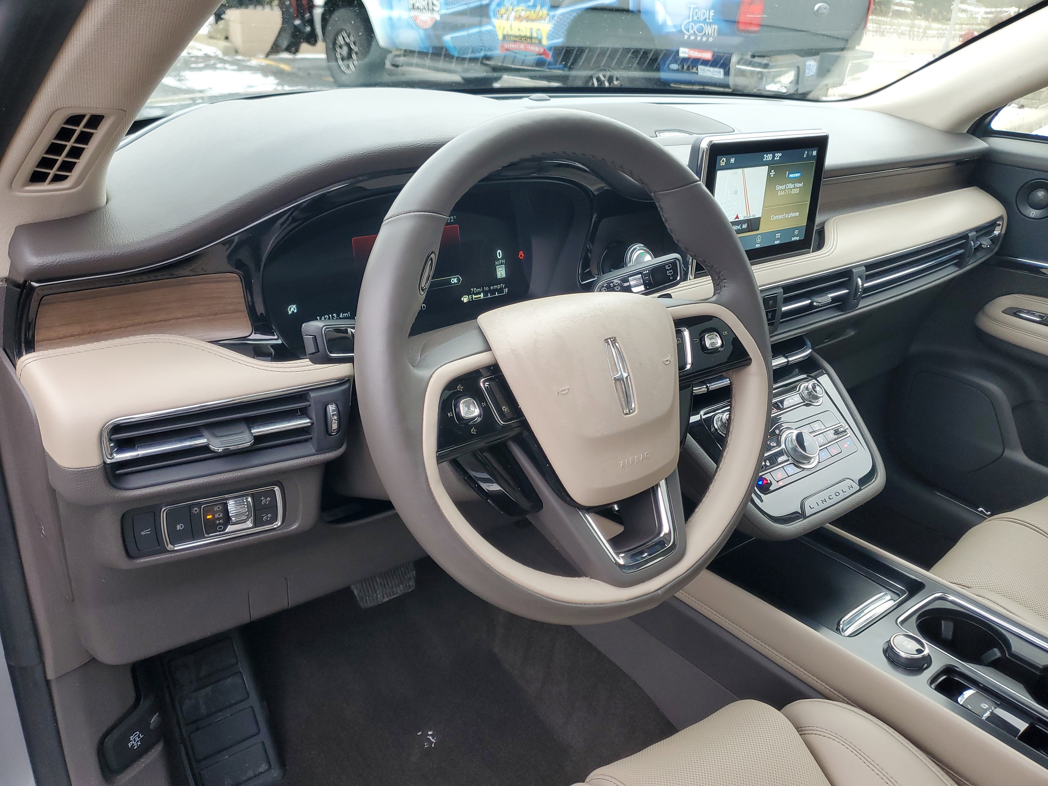 Used 2022 Lincoln Corsair Reserve w/ Equipment Group 201A AWD/4WD image 11