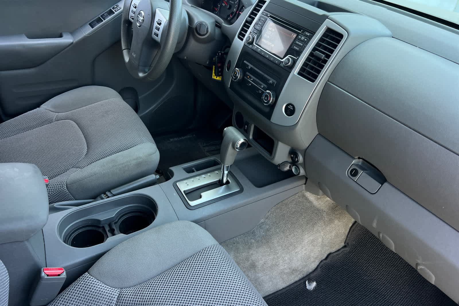 Used 2017 Nissan Frontier SV RWD image 17