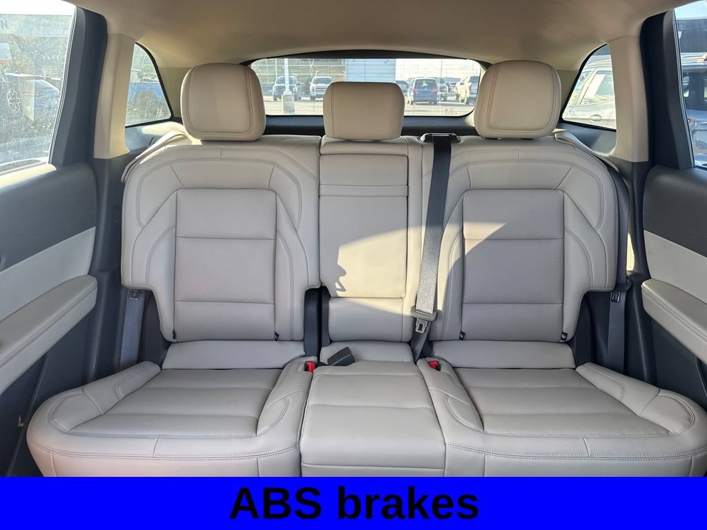 Used 2024 Lincoln Nautilus Premier AWD/4WD image 14
