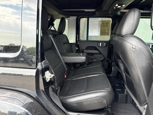 Used 2023 Jeep Wrangler Unlimited Sahara w/ Cold Weather Group AWD/4WD image 11