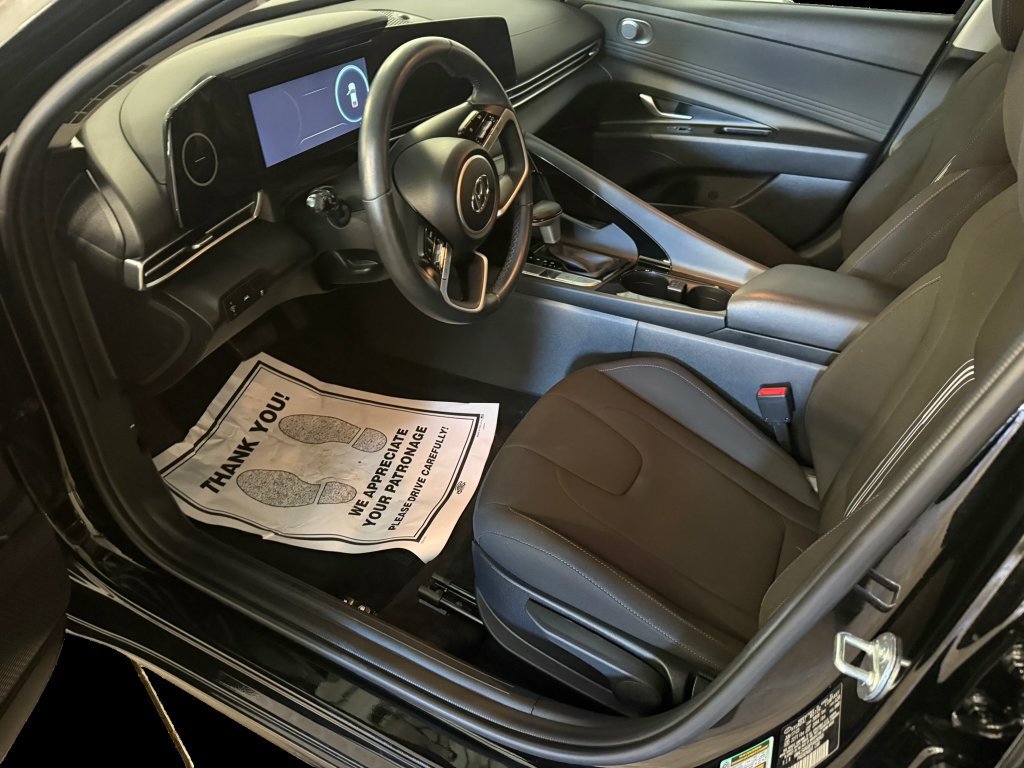 Certified 2023 Hyundai Elantra SEL w/ Convenience Package FWD image 23