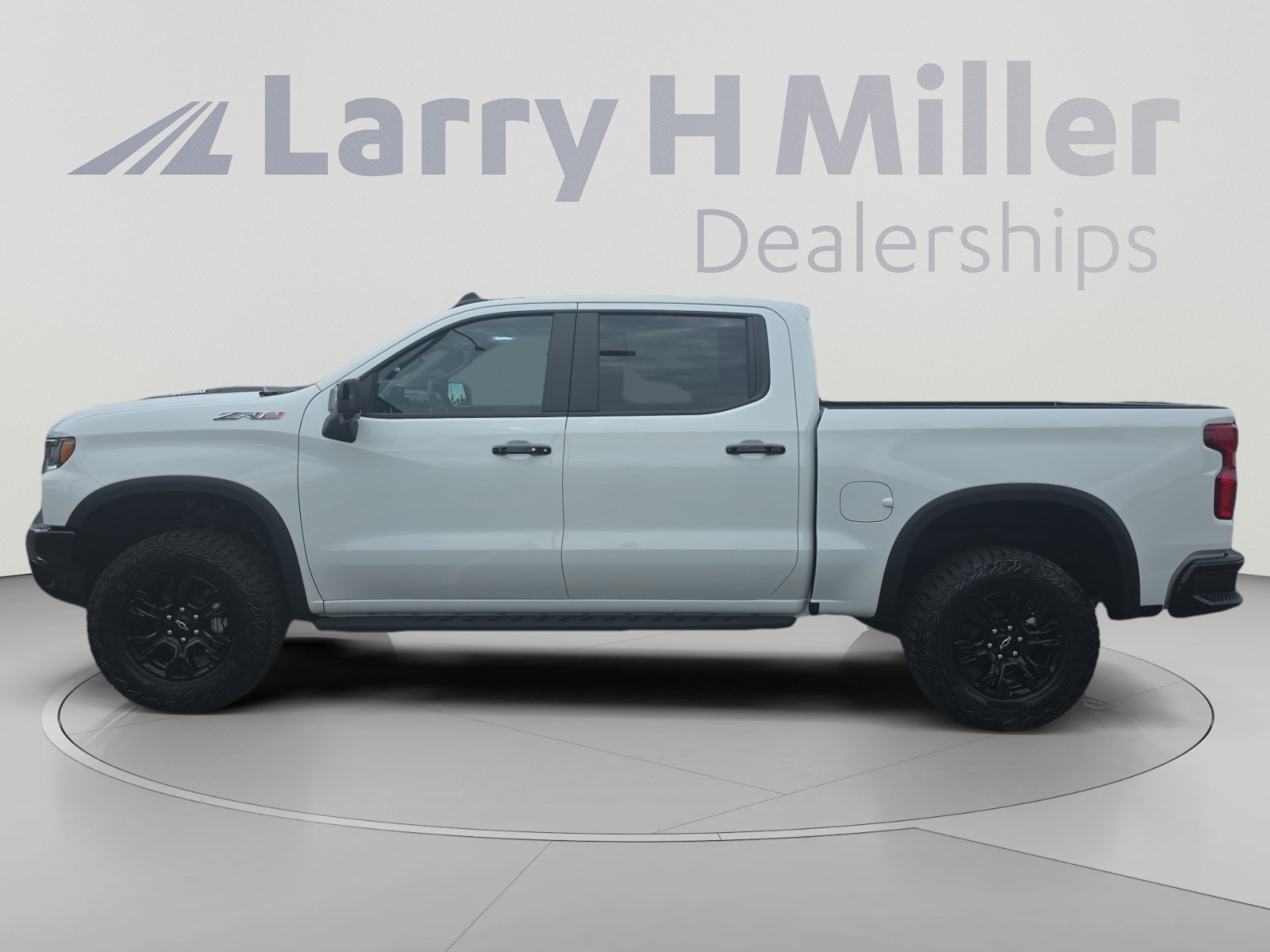 New 2026 Chevrolet Silverado 1500 ZR2 AWD/4WD image 2