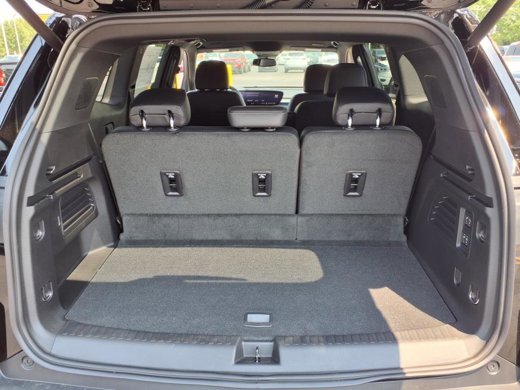 New 2025 Buick Enclave Preferred w/ Power Package image 12