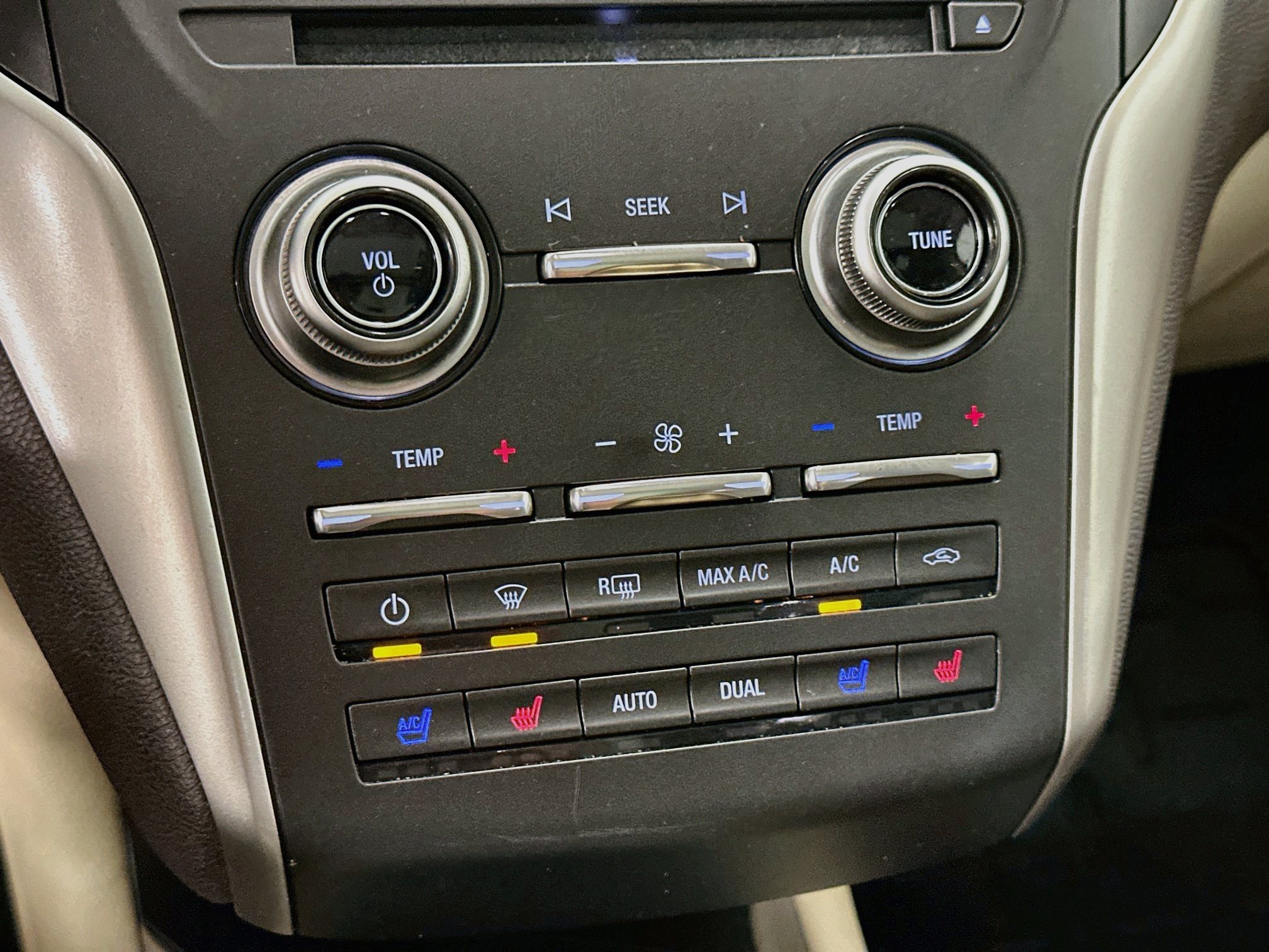 Used 2015 Lincoln MKC AWD w/ Equipment Group 102A Reserve image 23