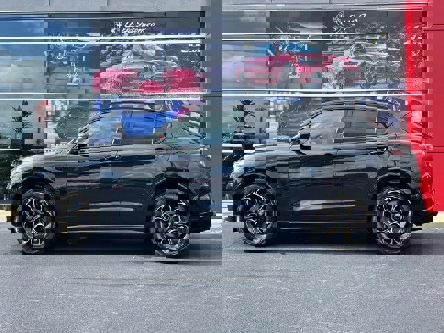 New 2025 Alfa Romeo Stelvio Sprint image 4