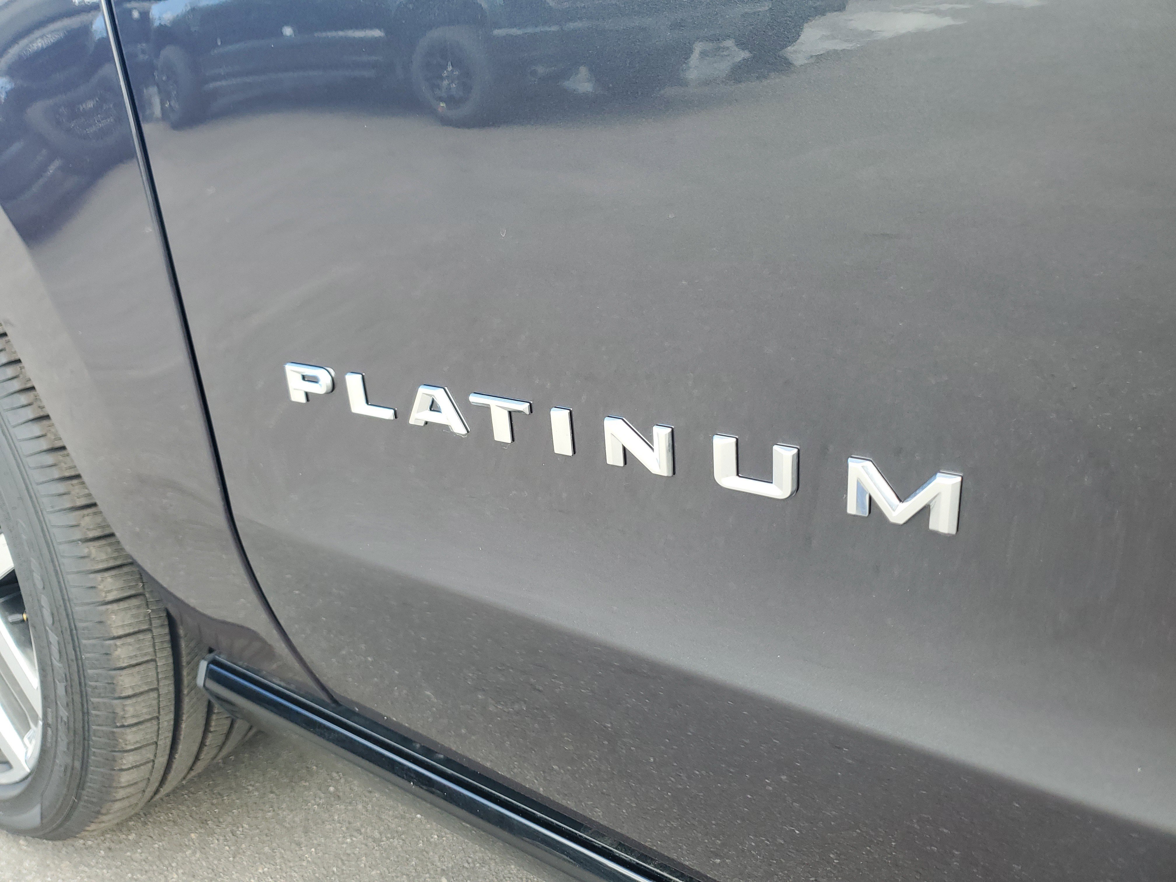 New 2026 Ford Expedition Platinum w/ Platinum Ultimate Package AWD/4WD image 8