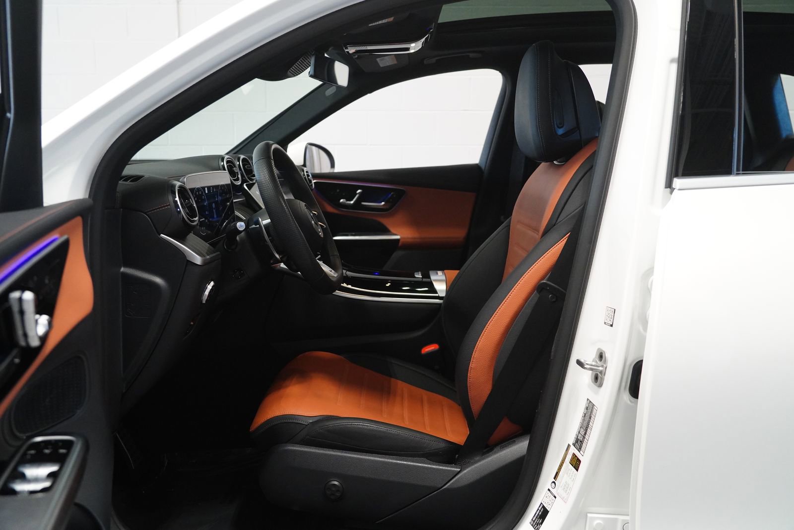 Used 2026 Mercedes-Benz GLC 43 AMG 4MATIC image 12