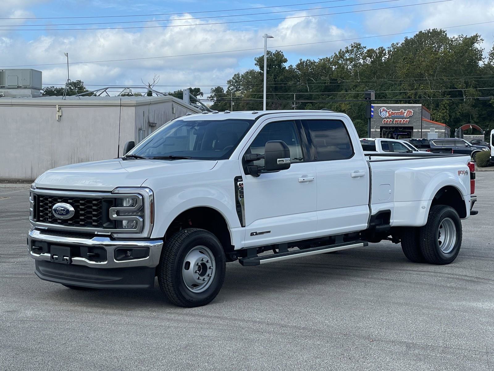 New 2026 Ford F350 XLT image 3