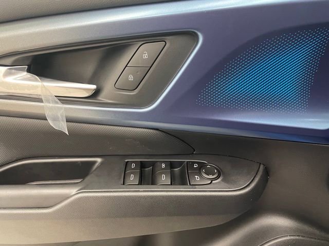 New 2026 Chevrolet Equinox EV LT image 10