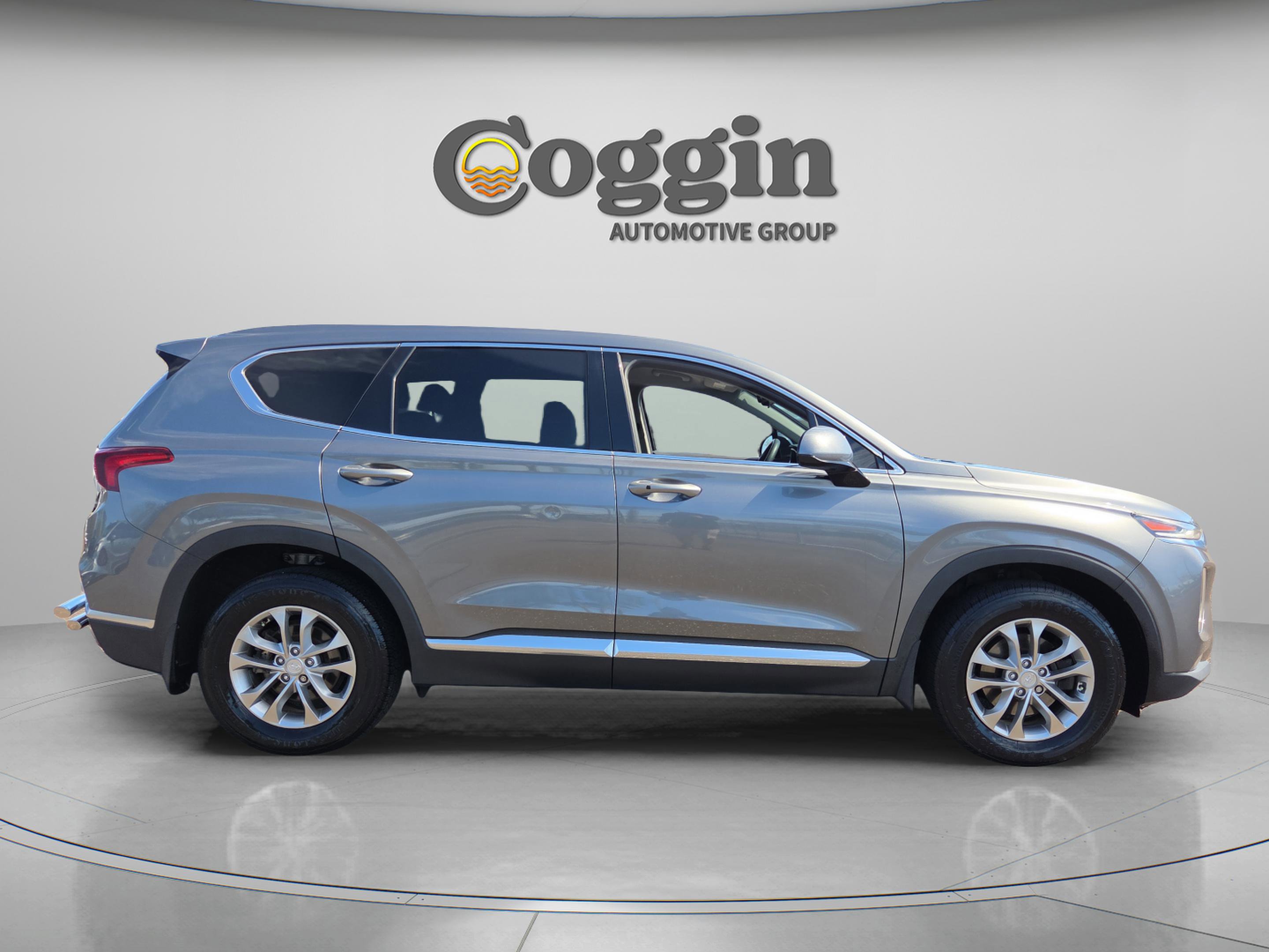 Used 2019 Hyundai Santa Fe SEL image 7