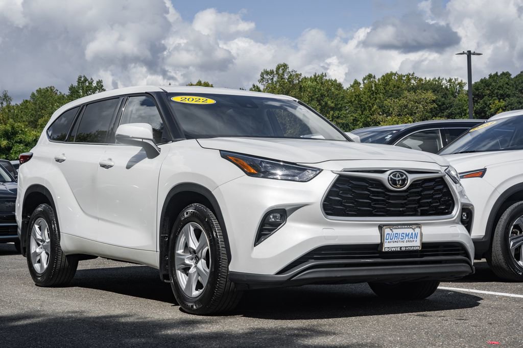 Used 2022 Toyota Highlander LE