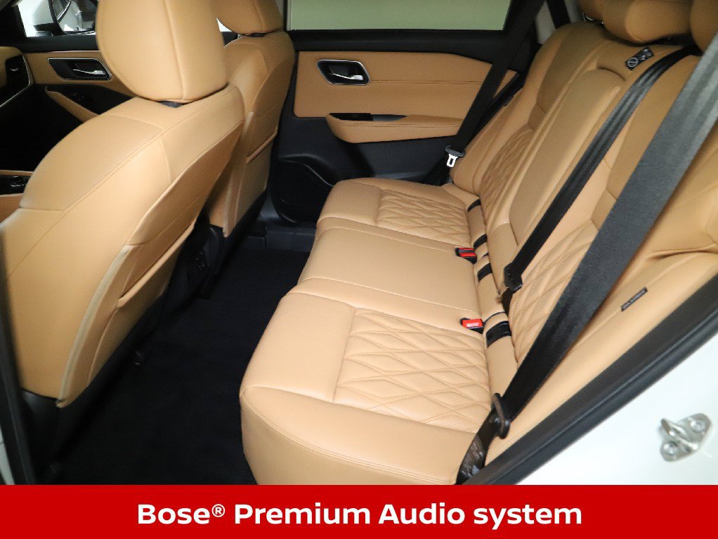 Certified 2023 Nissan Rogue Platinum w/ Platinum Premium Package AWD/4WD image 16