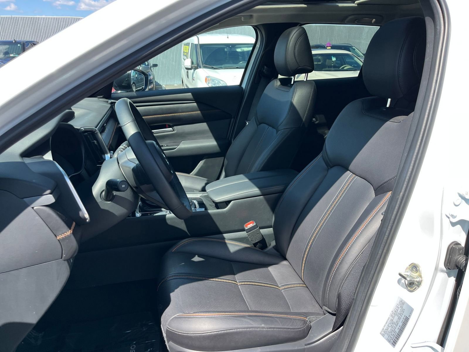 Used 2025 MAZDA CX-50 2.5 Hybrid w/ Premium Plus Pkg image 38