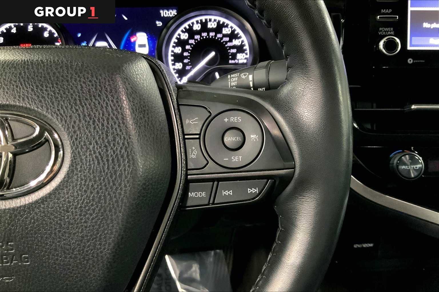 Used 2021 Toyota Camry SE w/ Cold Weather Package image 24