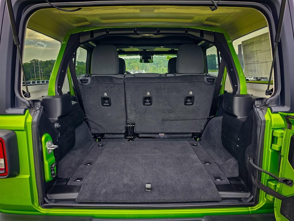 New 2025 Jeep Wrangler Sport S image 31