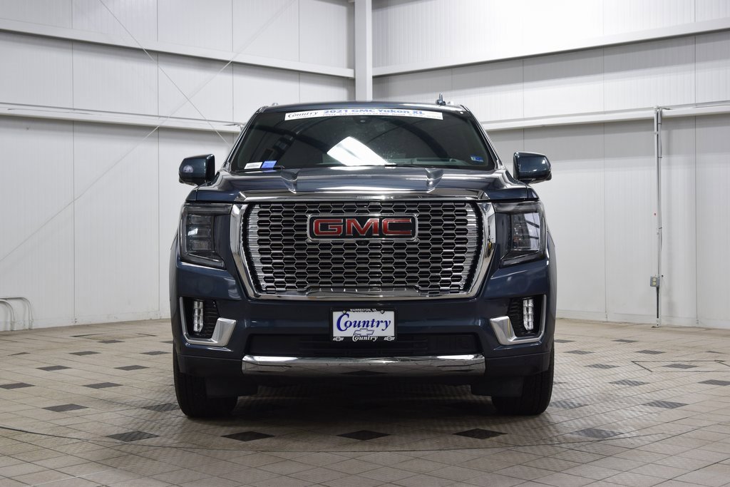 Used 2021 GMC Yukon XL Denali image 2