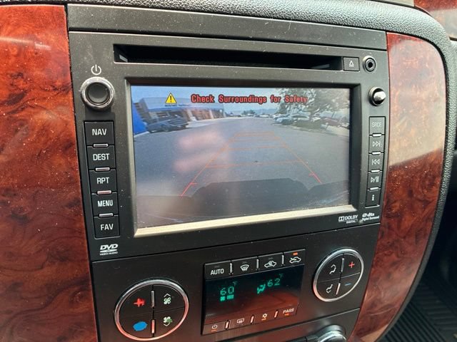 Used 2013 Chevrolet Avalanche LTZ AWD/4WD image 24