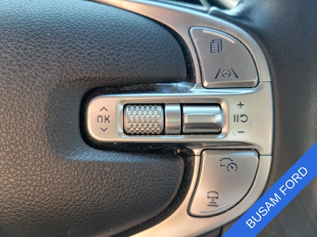 Used 2025 Genesis GV70 2.5T AWD/4WD image 16