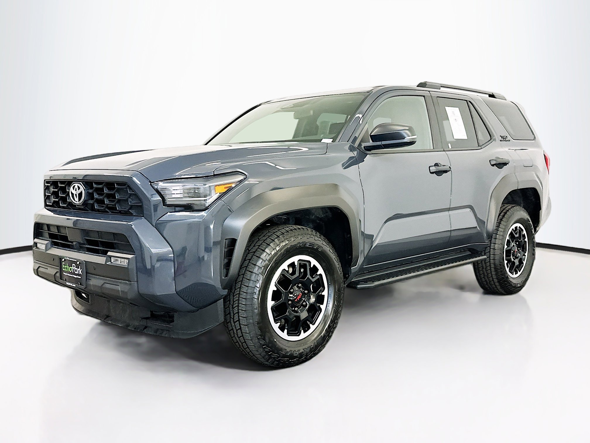 Used 2025 Toyota 4Runner TRD Off-Road image 3