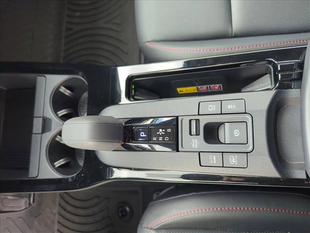 Used 2025 Toyota Prius Plug-In Hybrid image 14