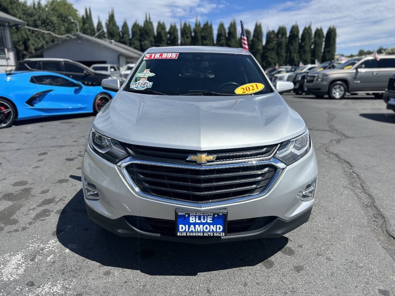 Used 2021 Chevrolet Equinox LT FWD image 2