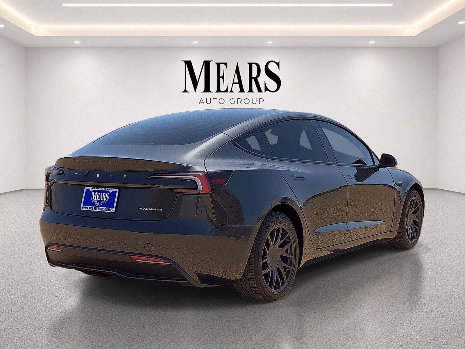 Used 2025 Tesla Model 3 Long Range AWD/4WD image 5
