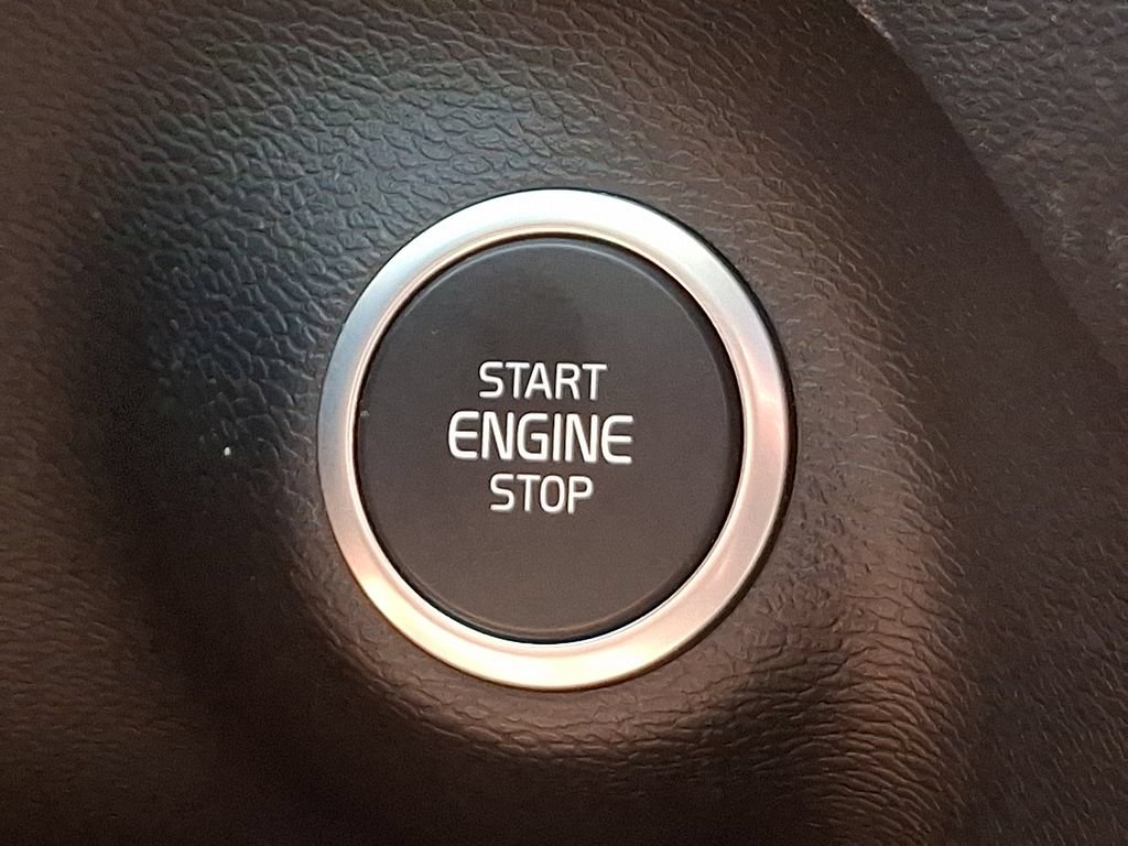 Used 2021 Volvo XC40 T5 Inscription w/ Climate Package AWD/4WD image 24