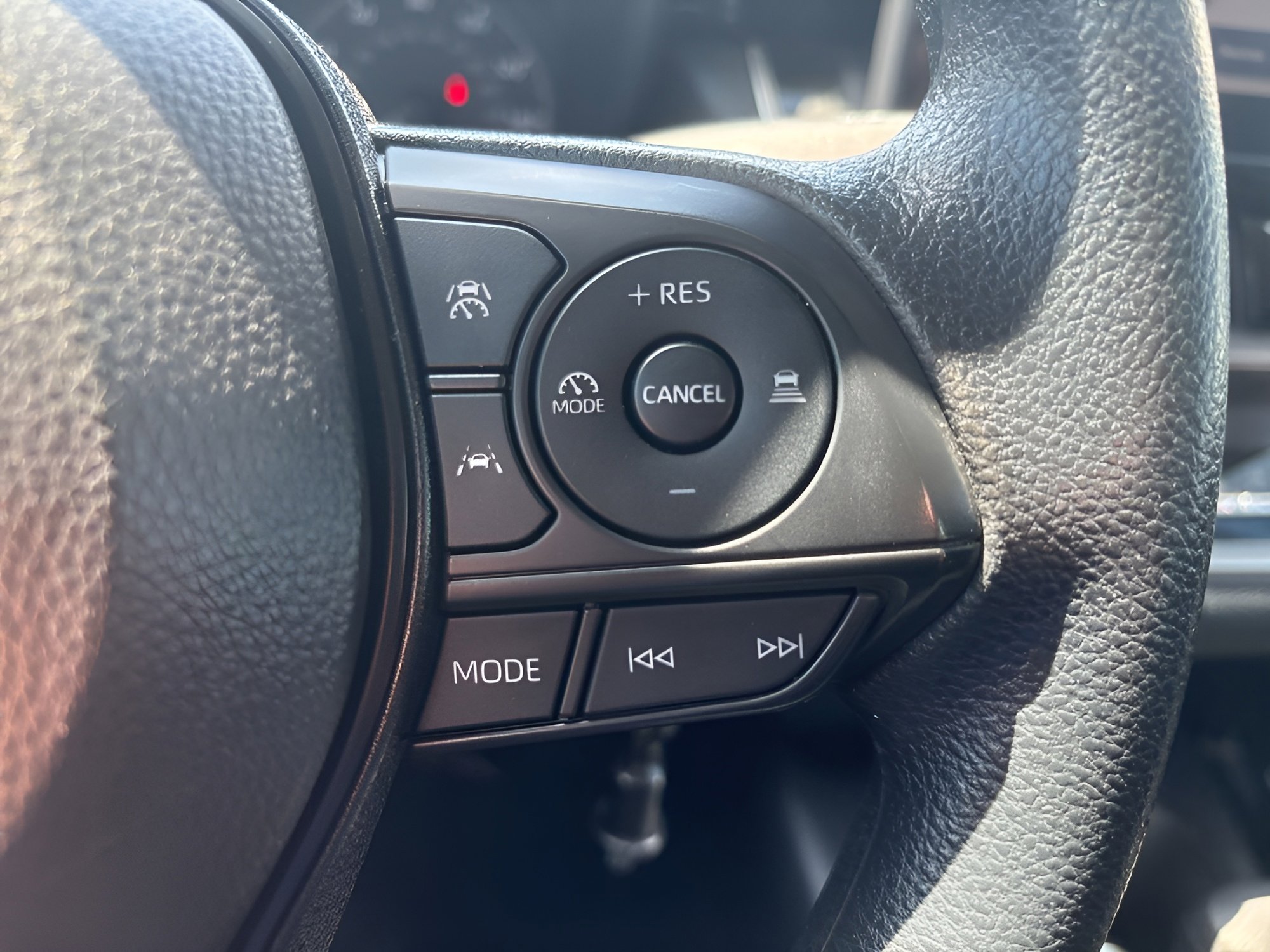 Used 2024 Toyota Corolla LE FWD image 47