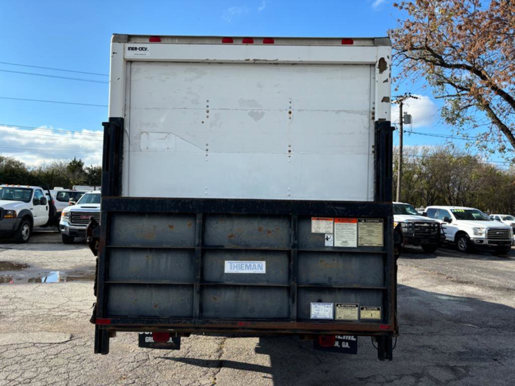 Used 2004 Ford E-350 and Econoline 350 Super Duty image 4