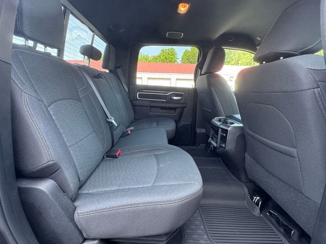New 2026 RAM 3500 Big Horn AWD/4WD image 24