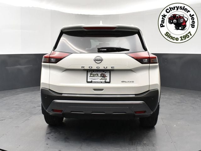 Used 2023 Nissan Rogue SL w/ SL Premium Package AWD/4WD image 5