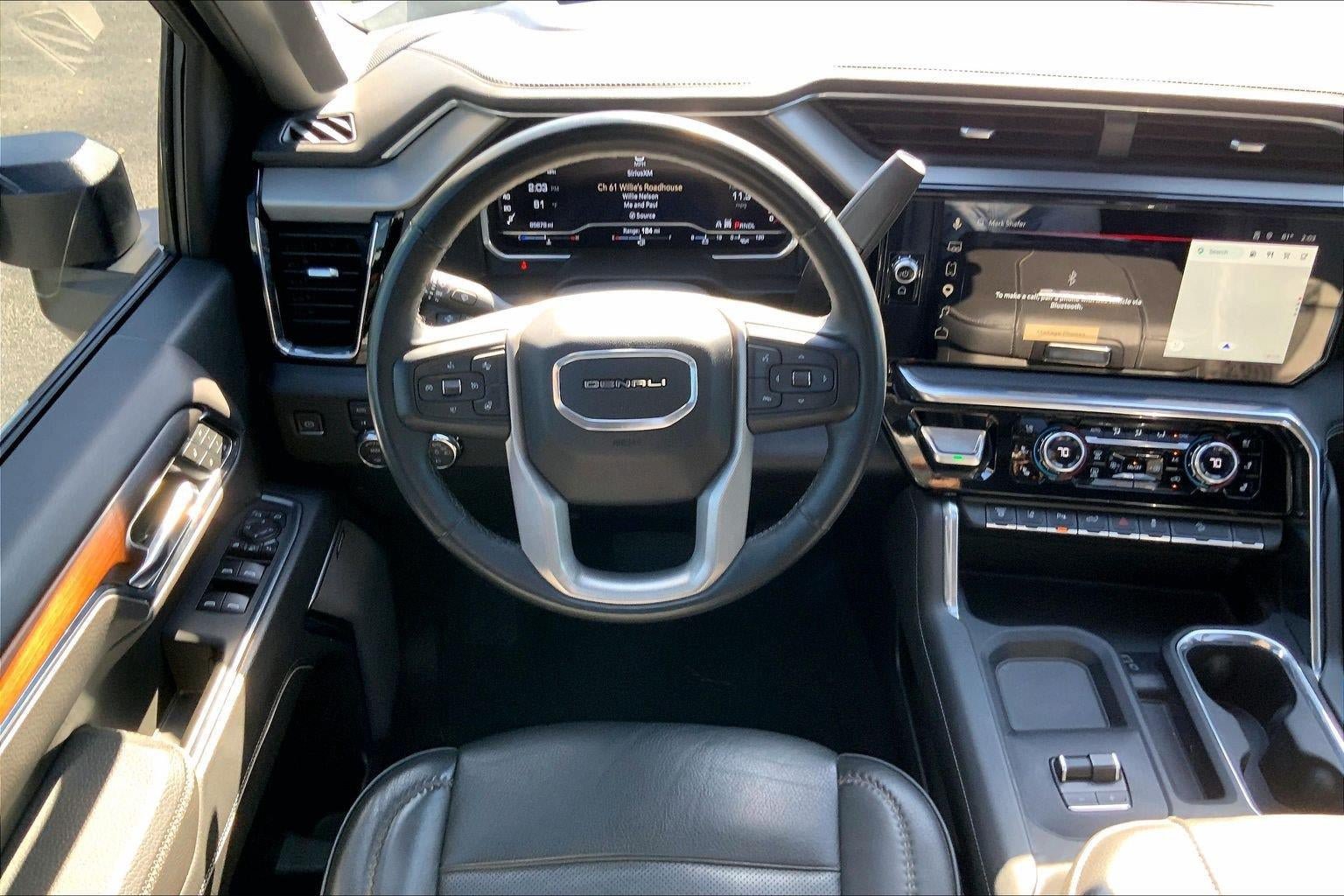 Used 2024 GMC Sierra 2500 Denali w/ Denali Reserve Package AWD/4WD image 5