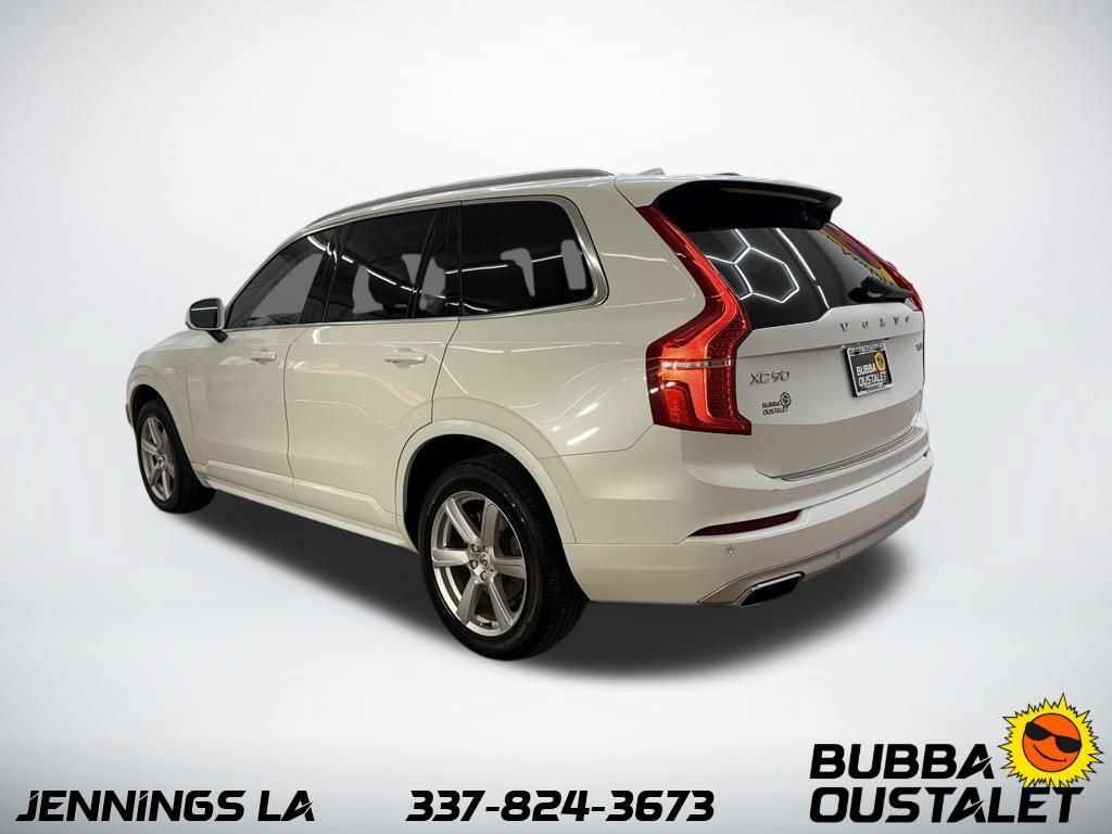 Used 2021 Volvo XC90 T5 Momentum w/ Climate Package AWD/4WD image 3