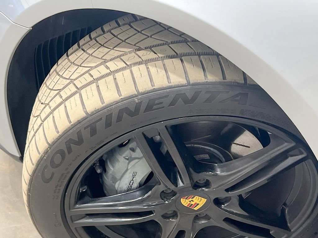 Used 2017 Porsche Panamera 4S image 40