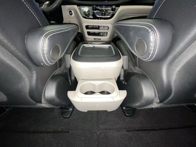 Used 2022 Chrysler Pacifica Touring-L FWD image 28