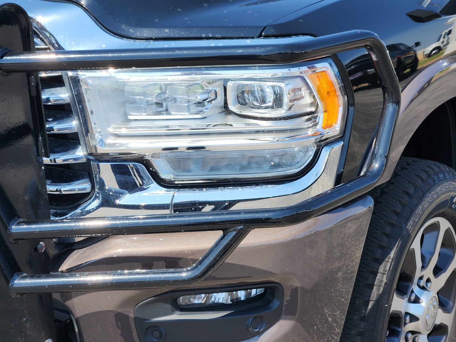 Used 2024 RAM 3500 Limited w/ Towing Technology Group AWD/4WD image 11