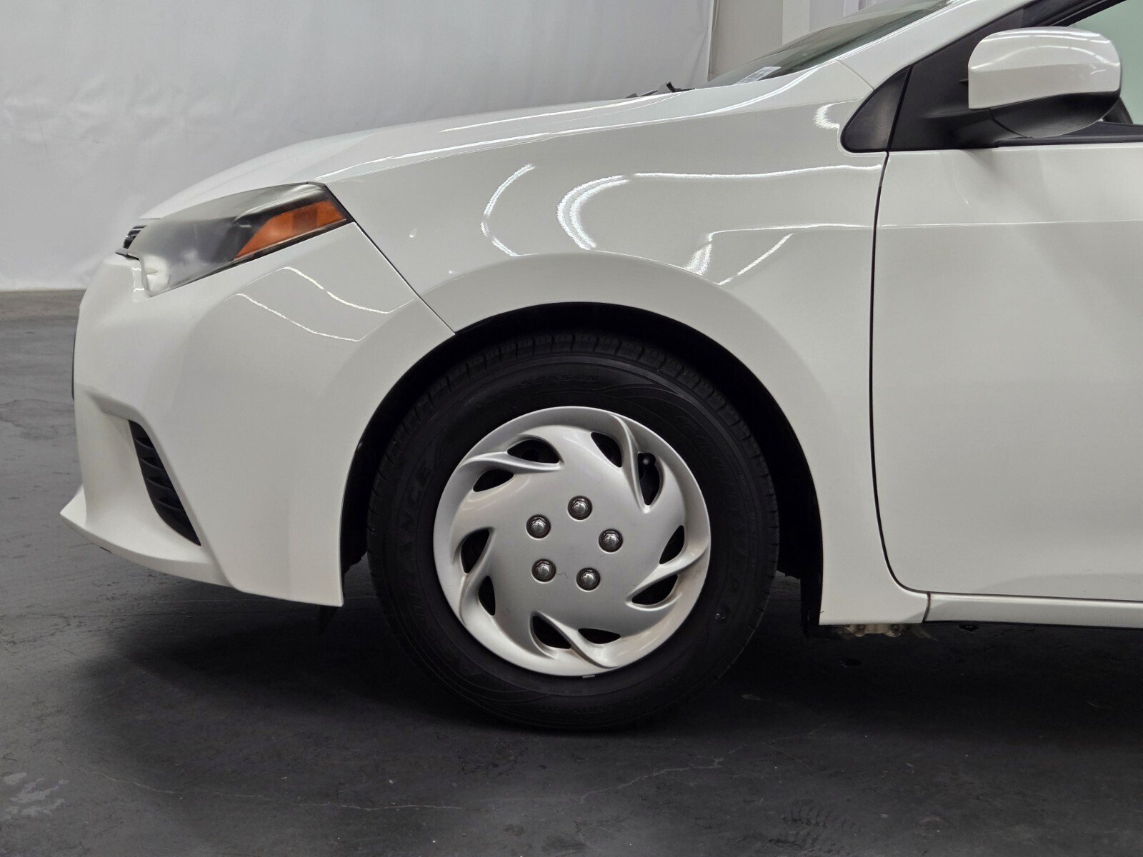 Used 2014 Toyota Corolla L FWD image 6